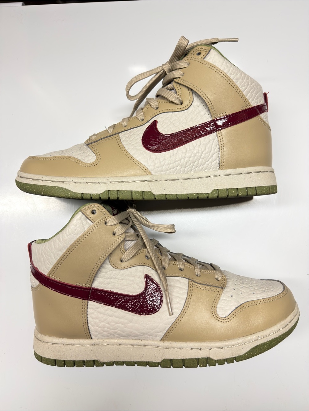 NIKE DUNK HIGH DARK BEETROOT Size 8.5 US